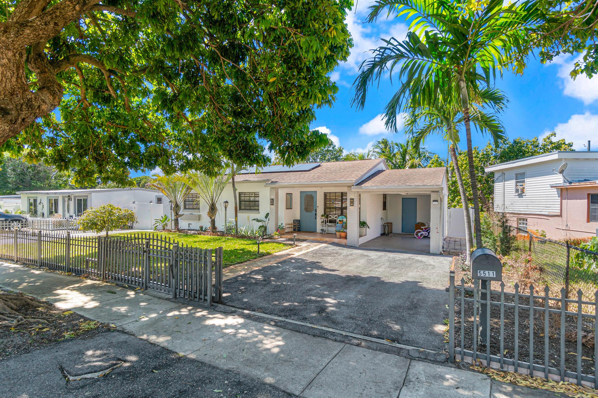 5511 Columbus Road