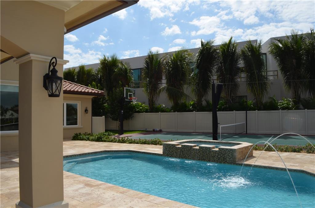 Sea Ranch Lakes - Residential