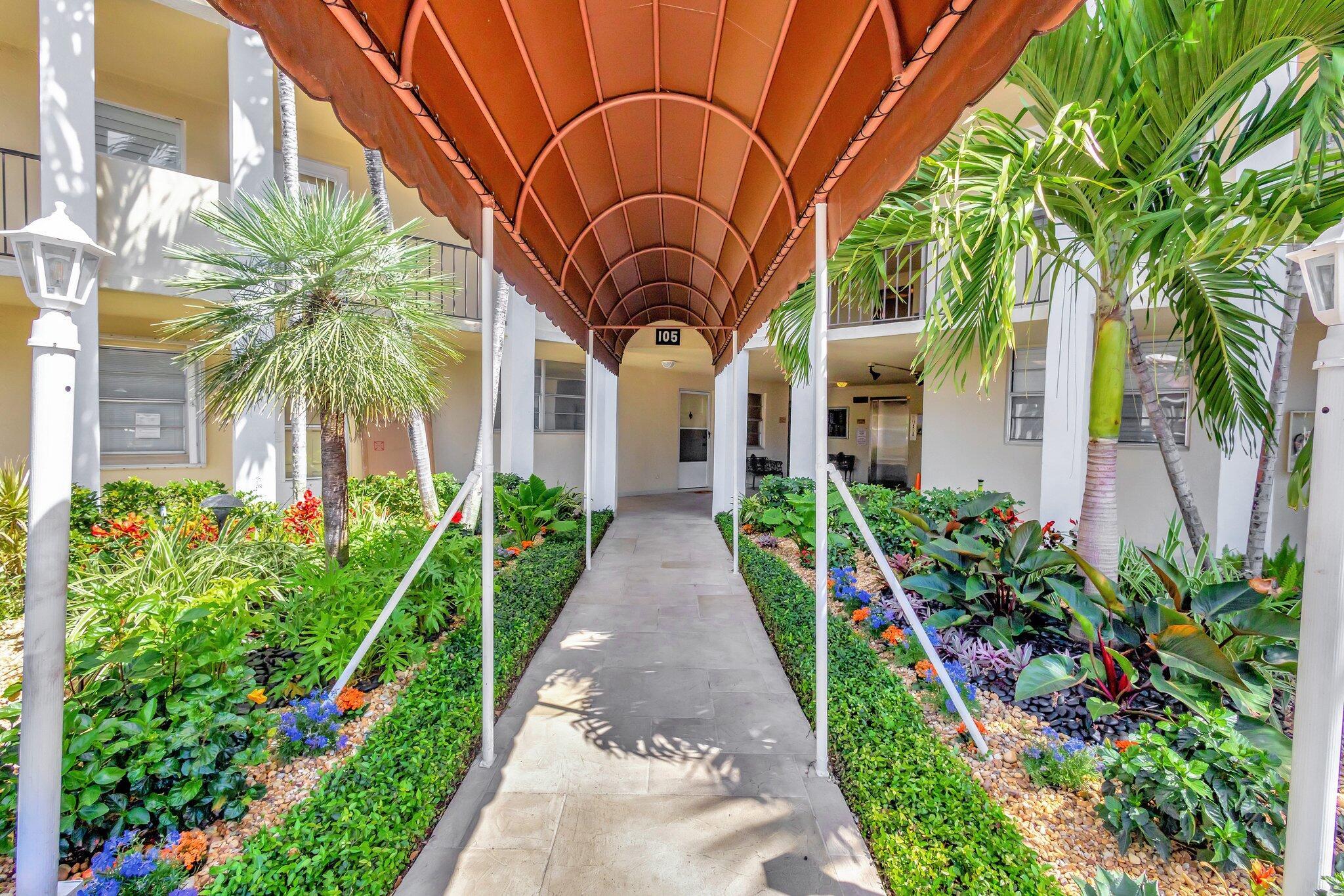 PARADISE HARBOUR CONDO - Residential