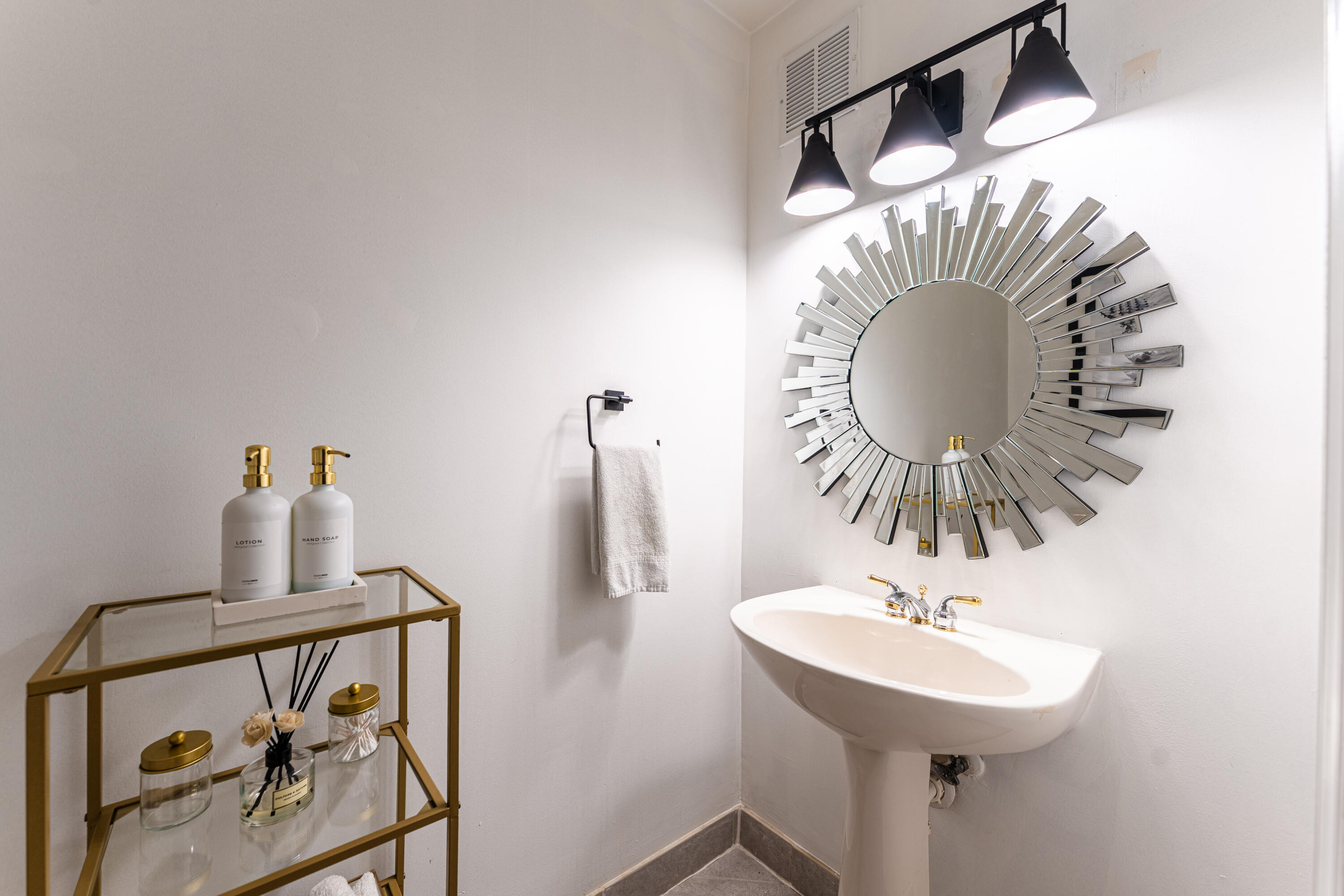 COASTAL BAY COLONY - Residential