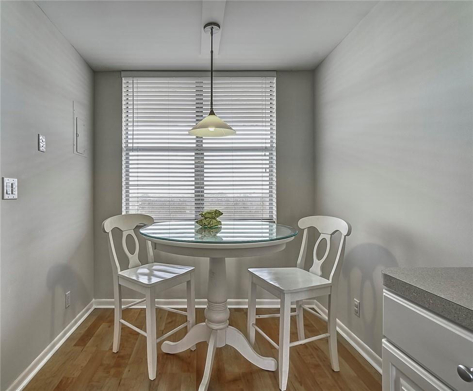 250 Jacaranda Dr 606