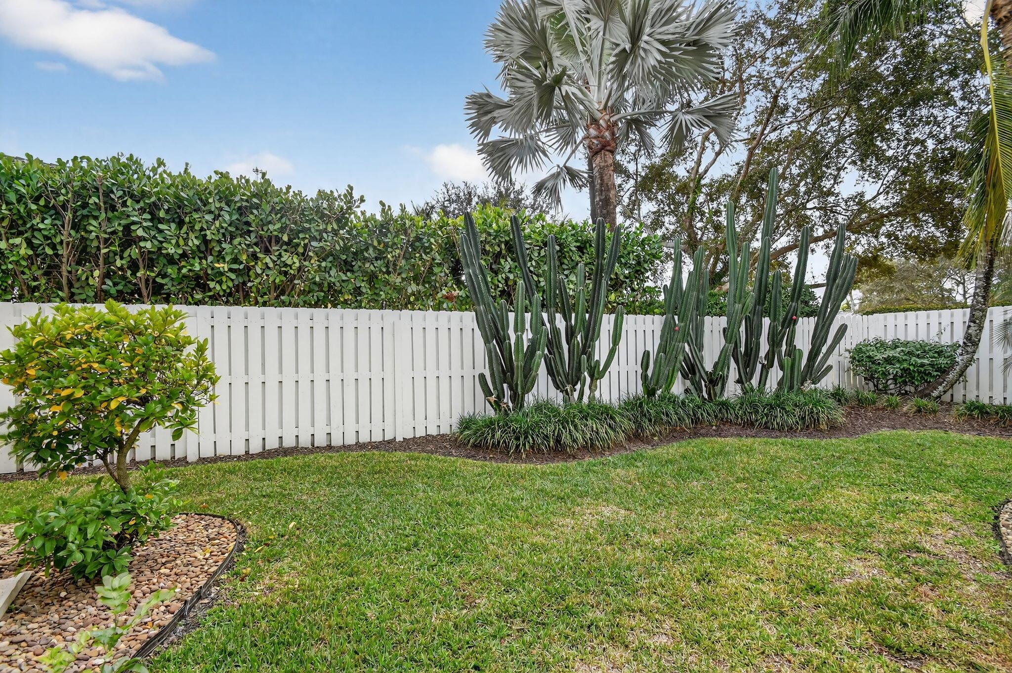 CYPRESS LAKES PRESERVE, F - Residential