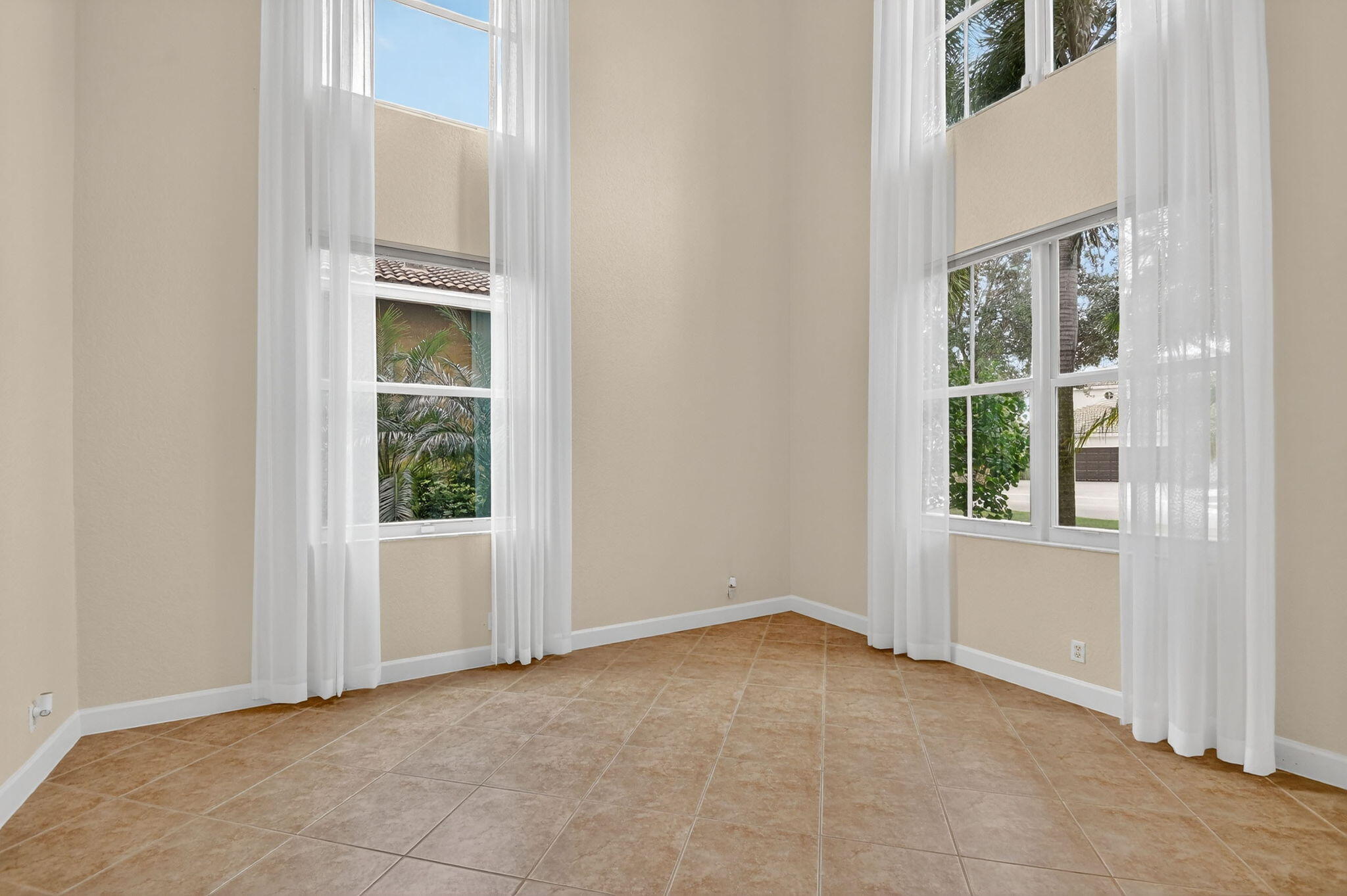 10360 Cypress Lakes Preserve Drive