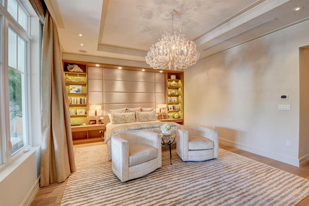 SEAGATE RESIDENCES CONDO - Residential