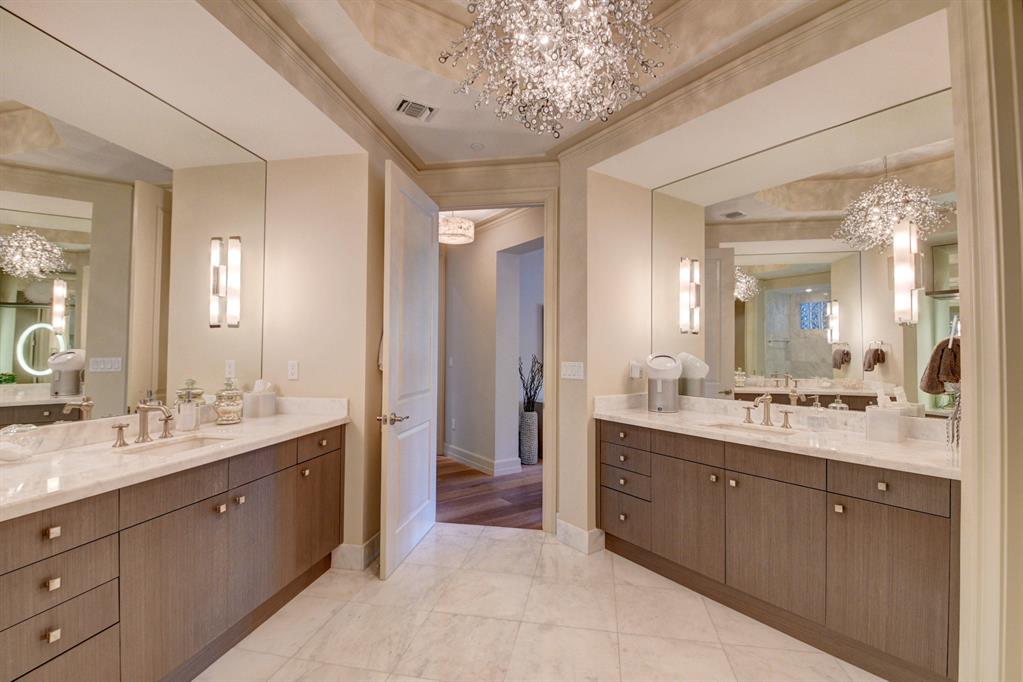 SEAGATE RESIDENCES CONDO - Residential