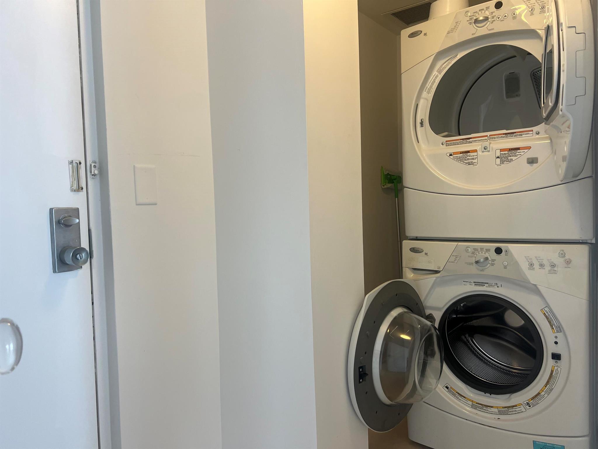 MAYFAIR HOUSE CONDO - Residential Lease