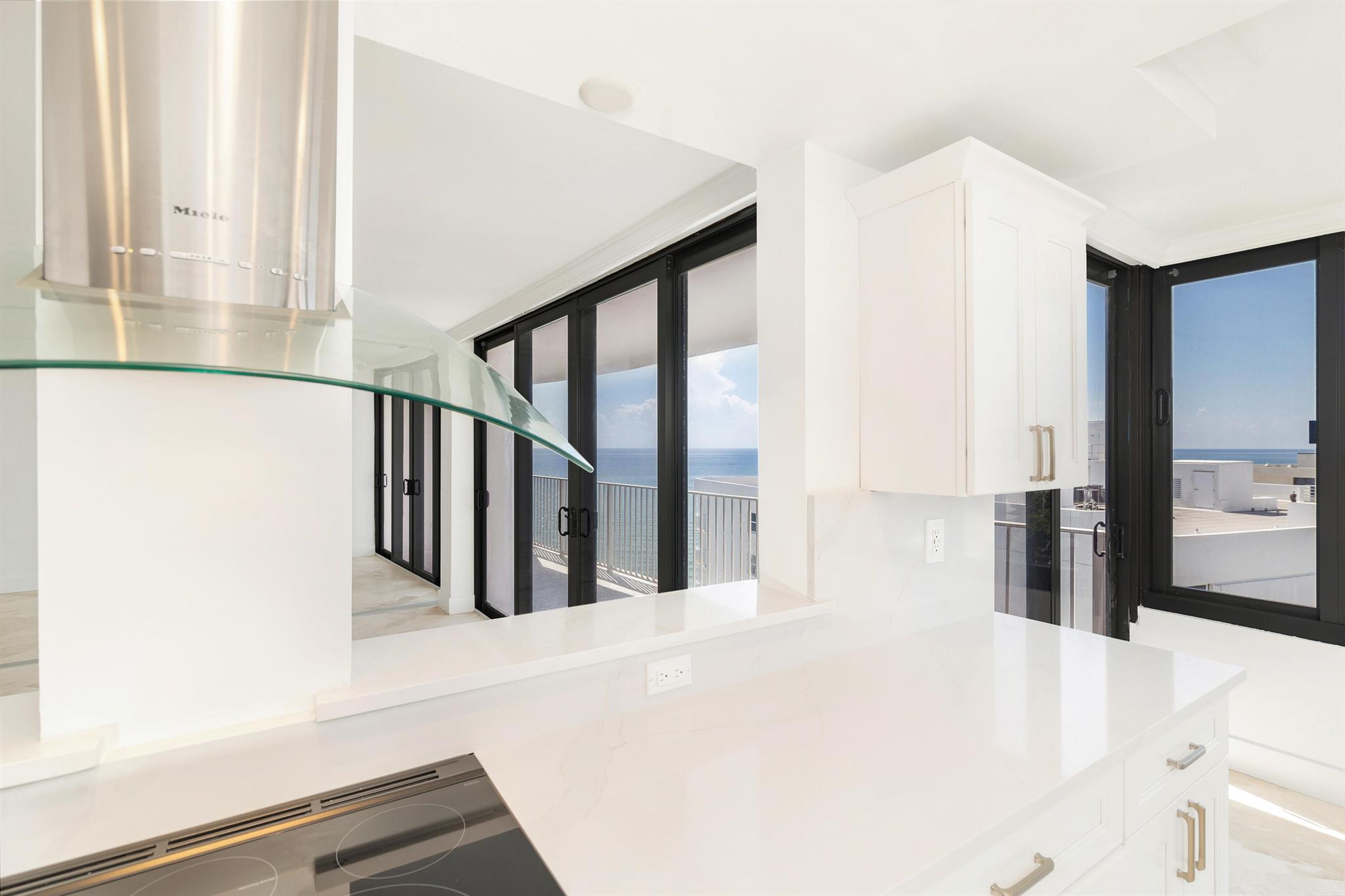 MAYFAIR HOUSE CONDO - Residential Lease