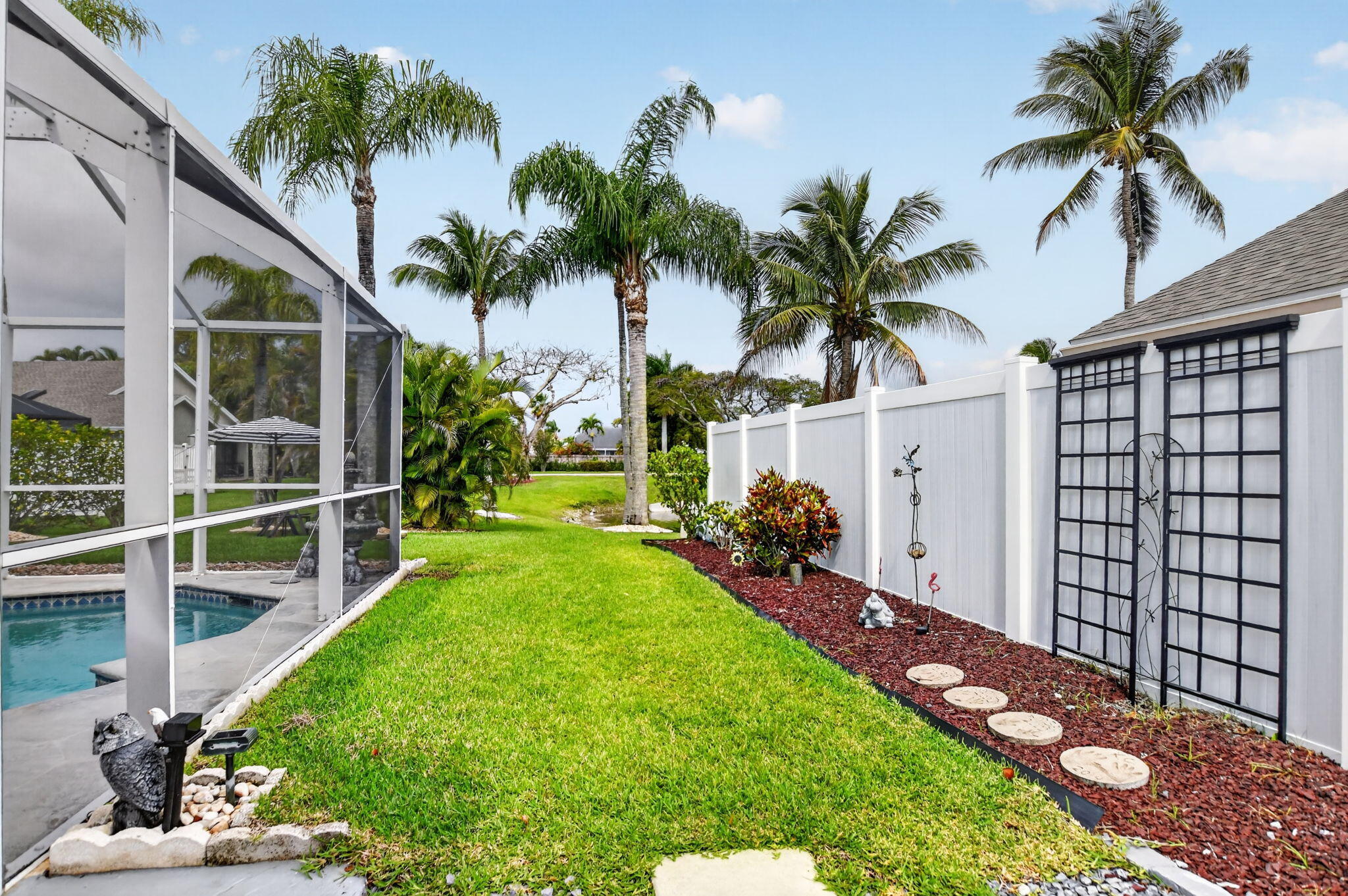 BAY WINDS 3 - Residential