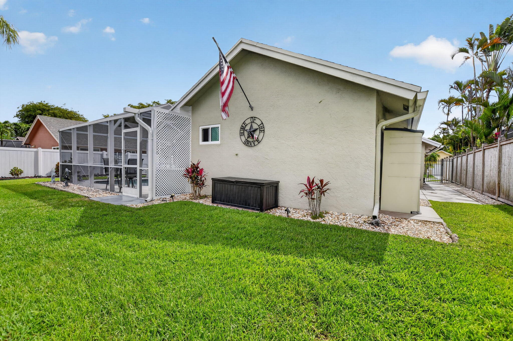 BAY WINDS 3 - Residential