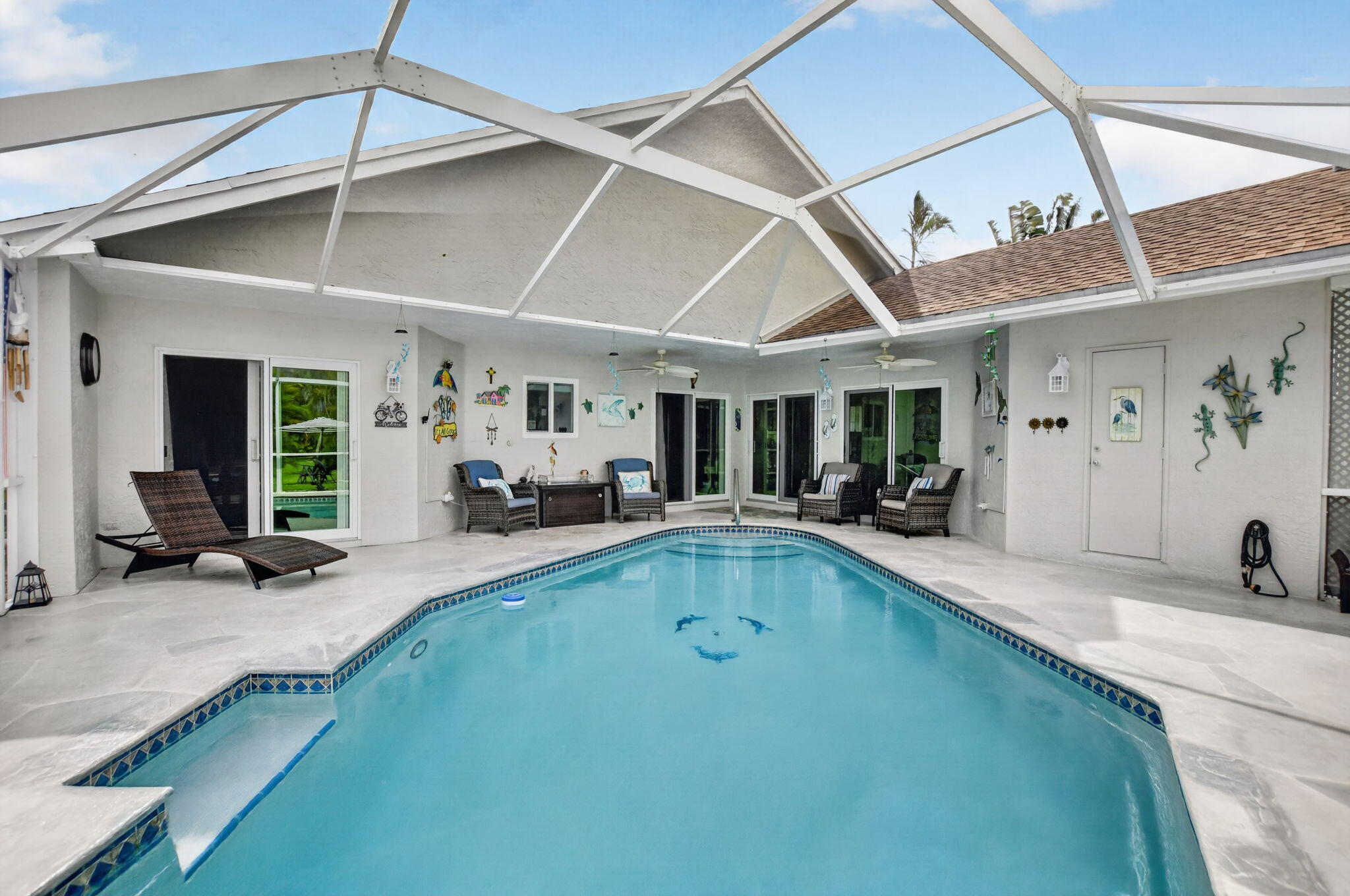 BAY WINDS 3 - Residential