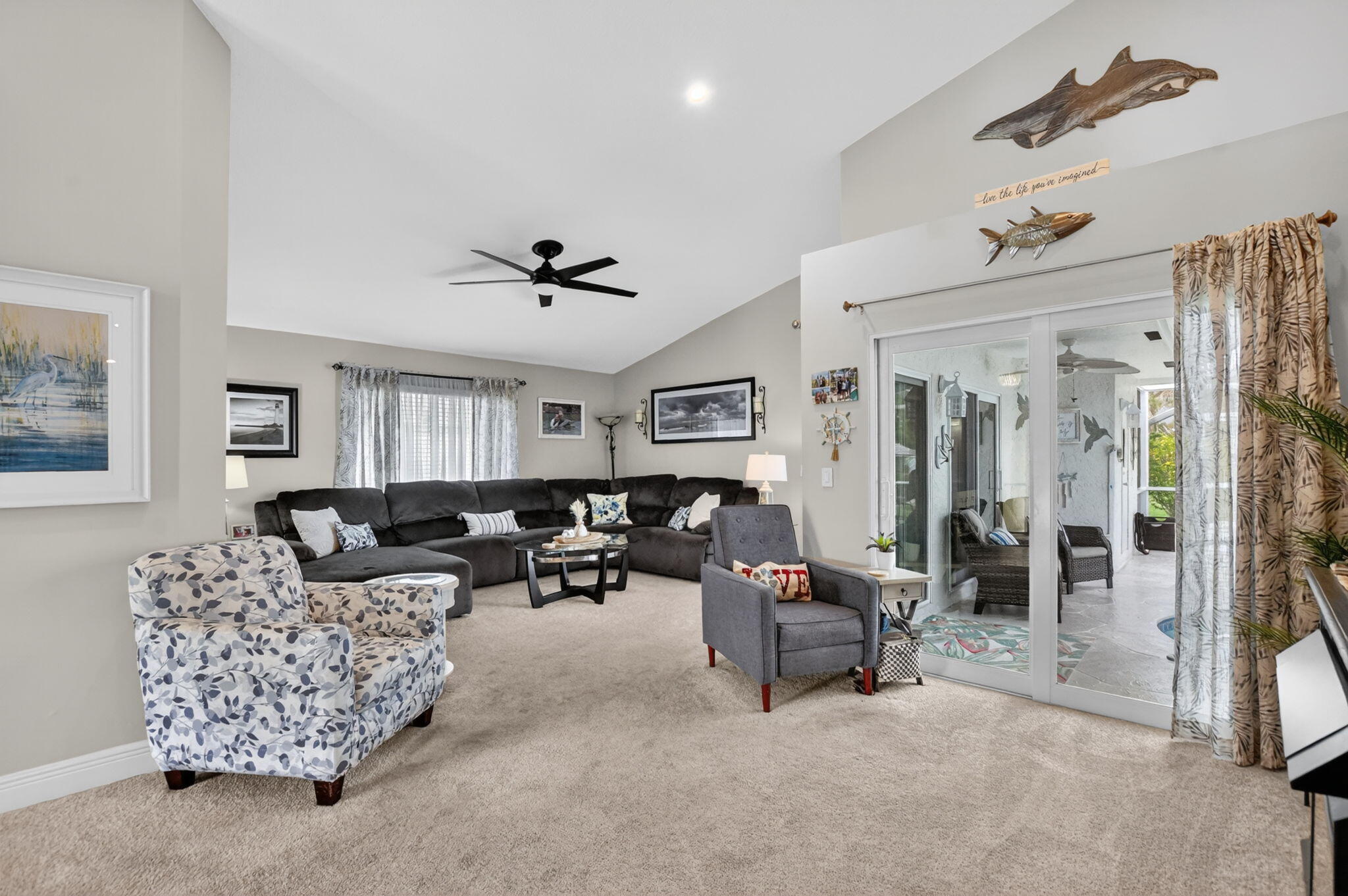 BAY WINDS 3 - Residential