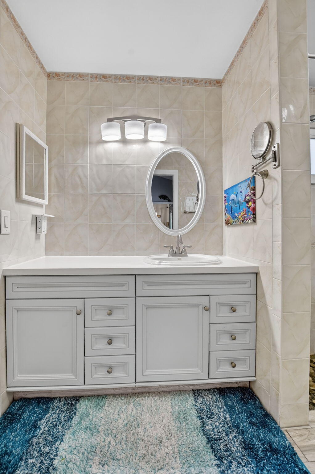 BAY WINDS 3 - Residential