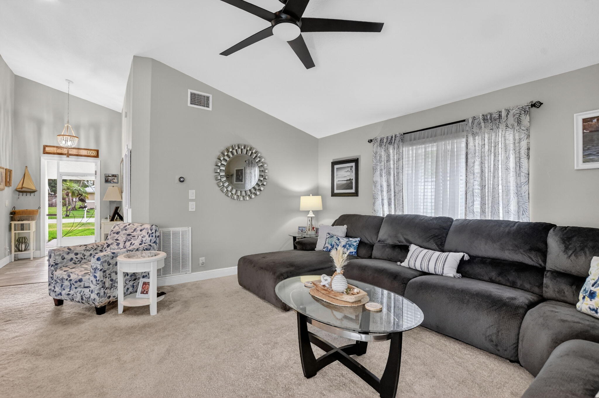 BAY WINDS 3 - Residential