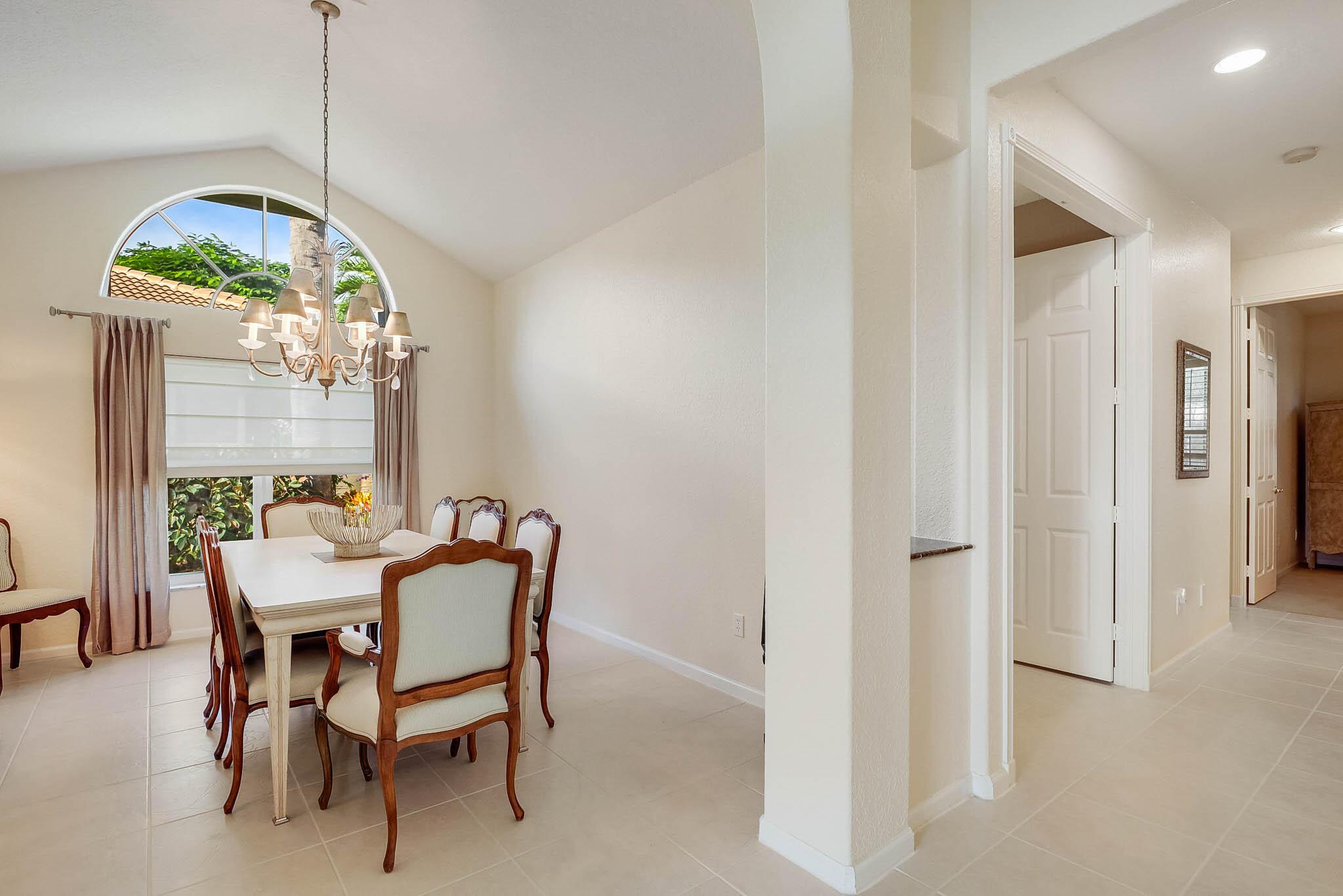VALENCIA ISLES 3 - Residential