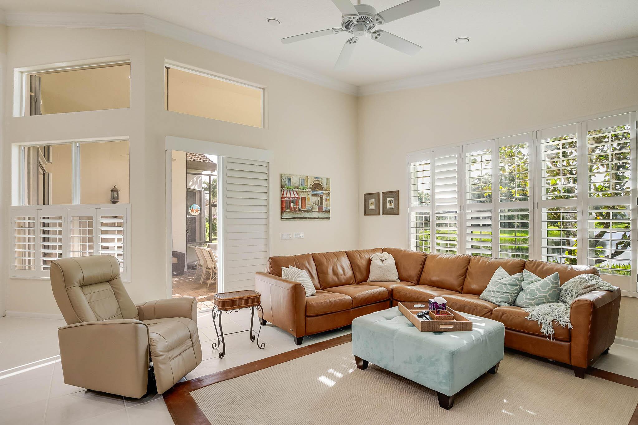 VALENCIA ISLES 3 - Residential