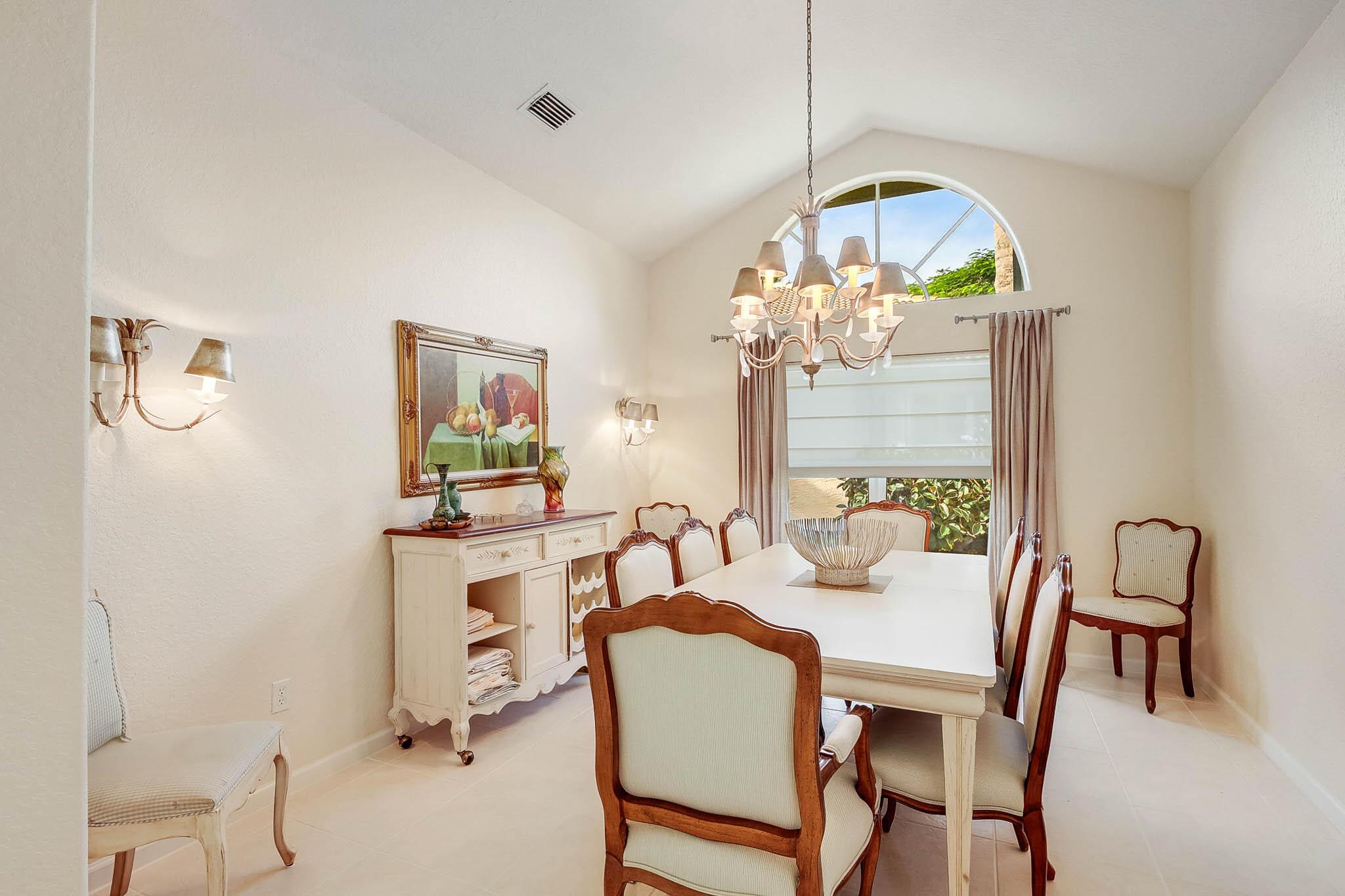 VALENCIA ISLES 3 - Residential