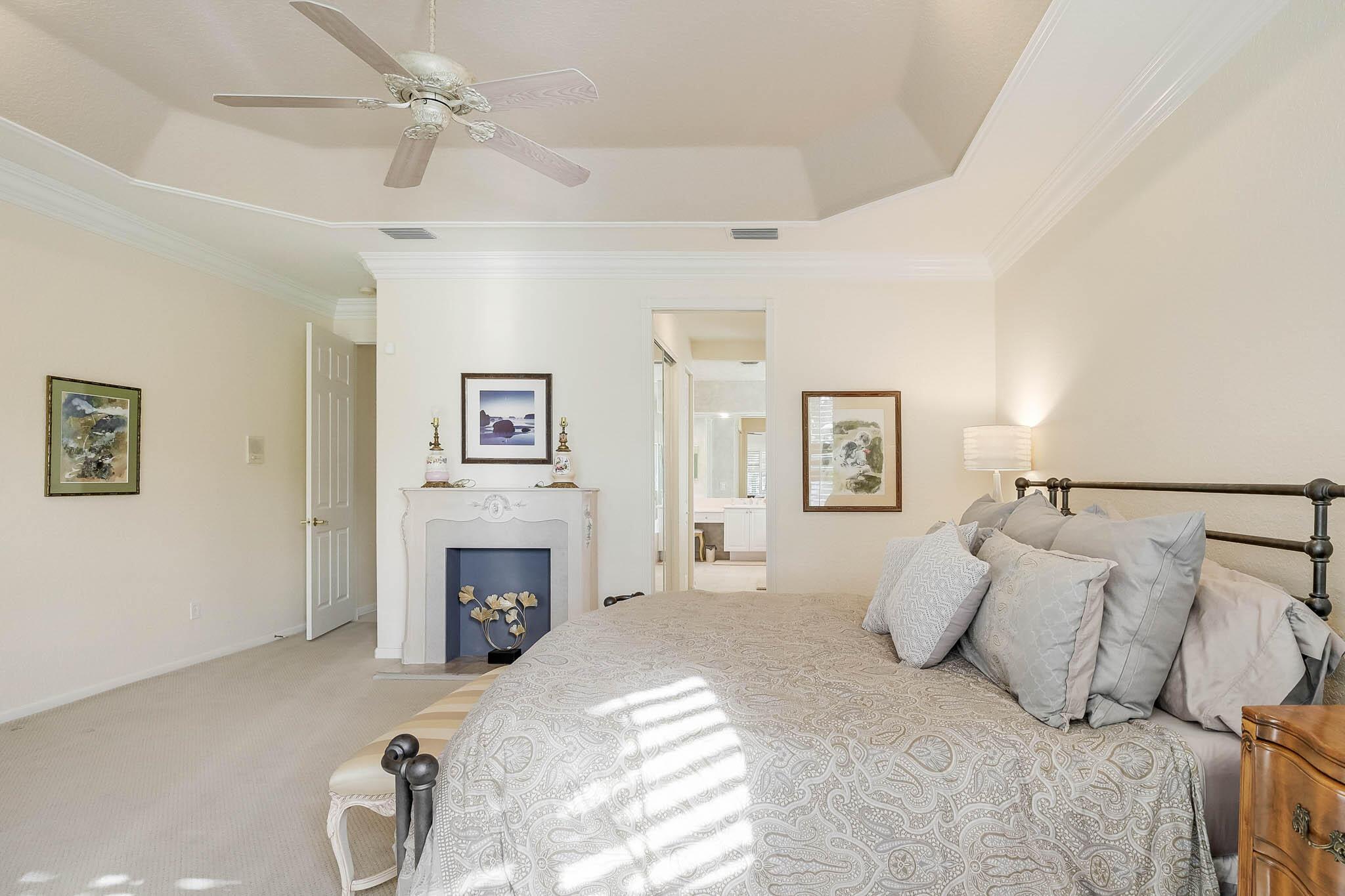 VALENCIA ISLES 3 - Residential