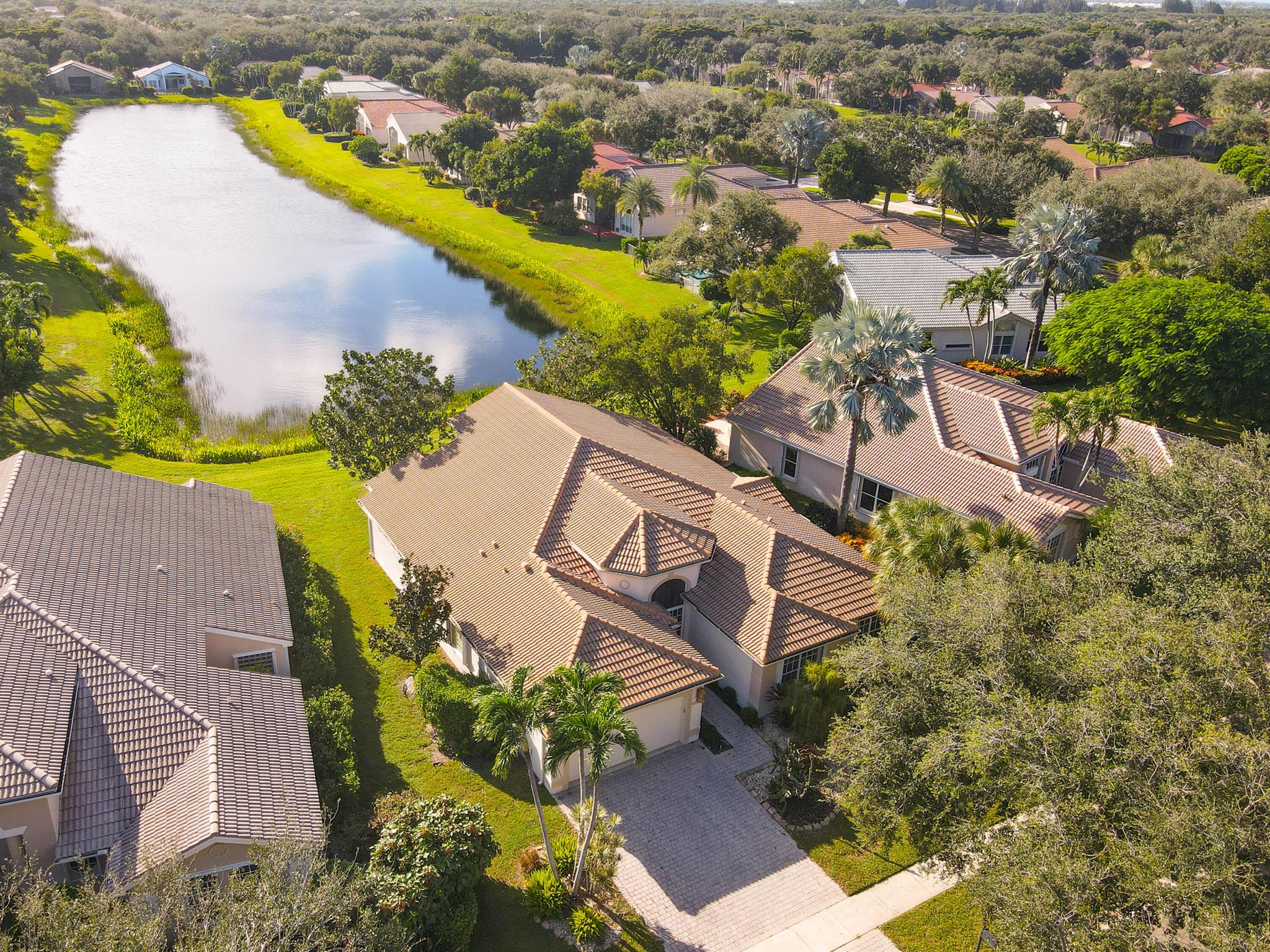 VALENCIA ISLES 3 - Residential