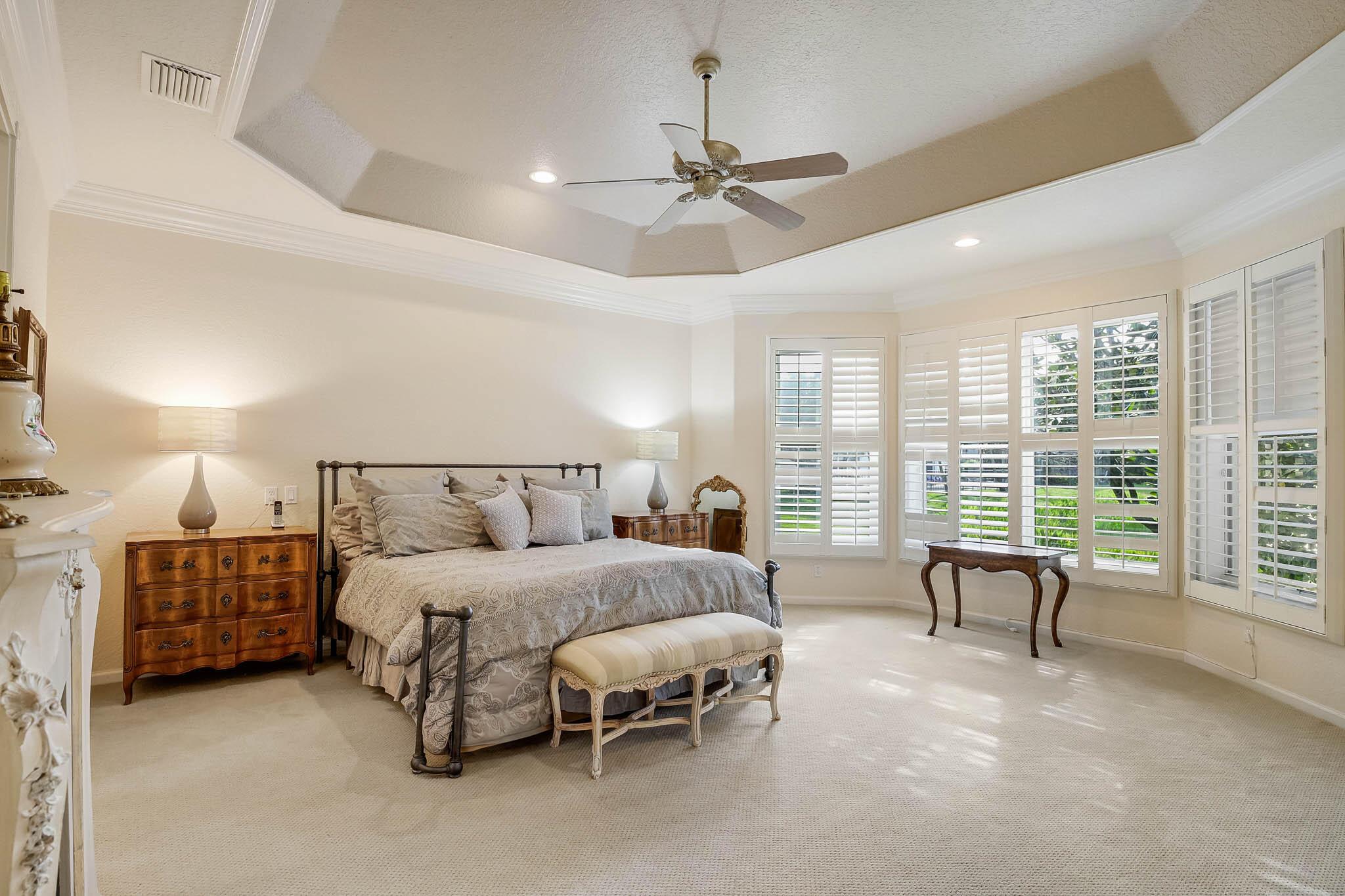VALENCIA ISLES 3 - Residential