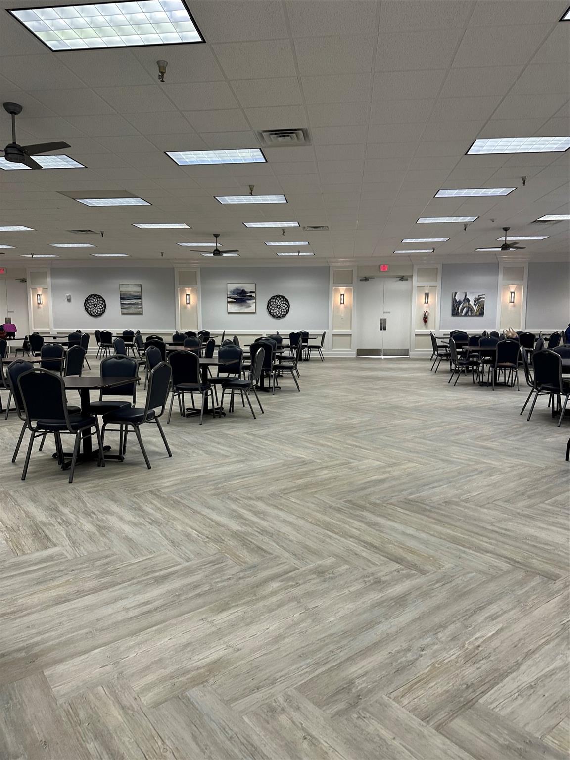 Kings Point Burgundy A-Q - Residential Lease