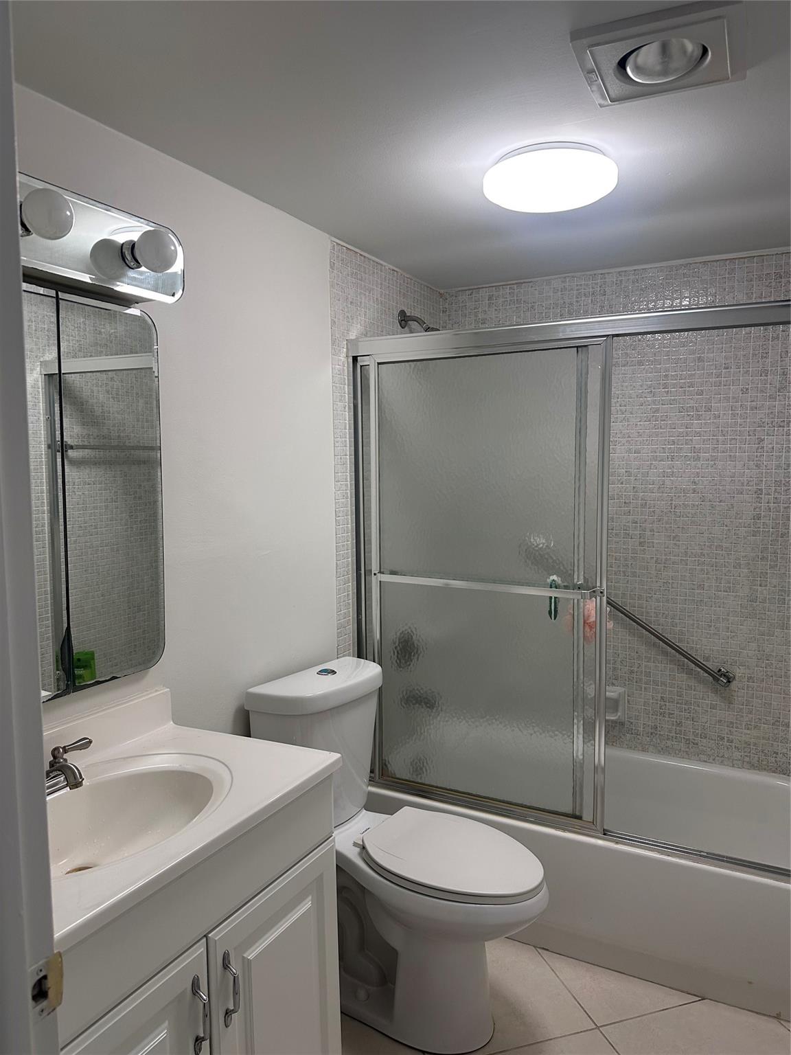 Kings Point Burgundy A-Q - Residential Lease