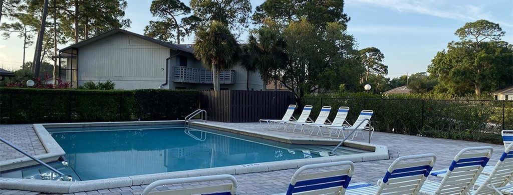 Photo of 2810 Stoneway Lane #D, Fort Pierce, FL 34982 (MLS # R11127554)