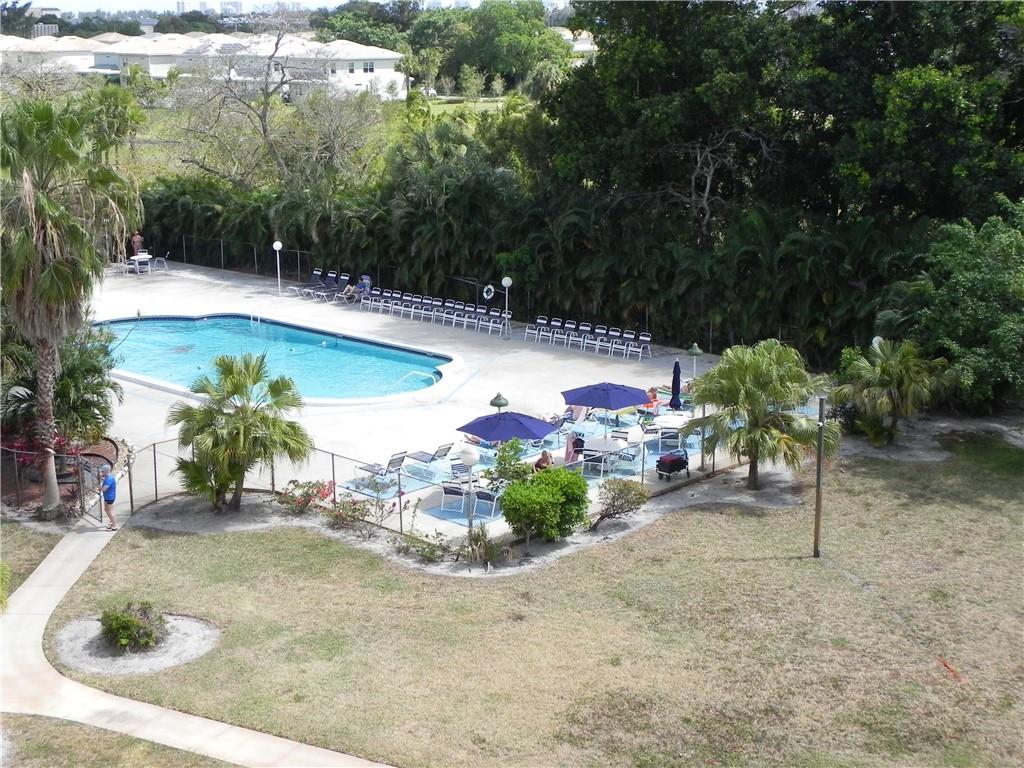HILLCREST EAST - Residential