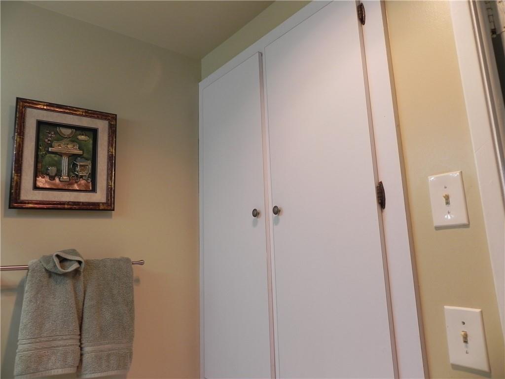 HILLCREST EAST - Residential