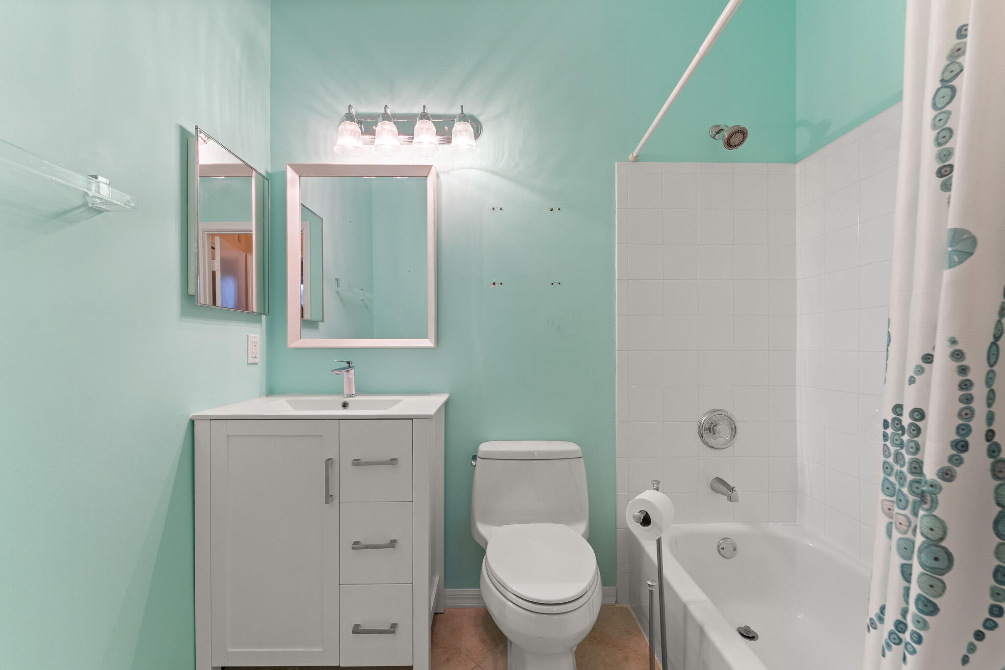 KINGS ISLE PHASE III - Residential