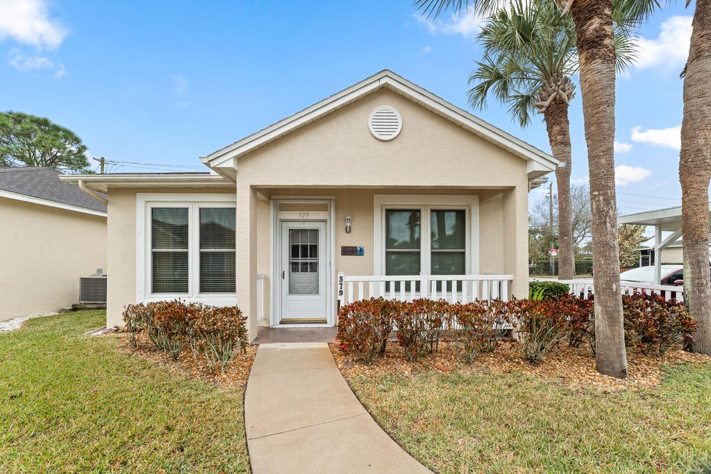 Photo of 579 NW San Remo Circle, Port Saint Lucie, FL 34986 (MLS # R11161645)