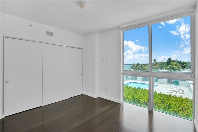 IOS ON THE BAY CONDO - Residential Lease