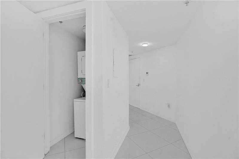 IOS ON THE BAY CONDO - Residential Lease