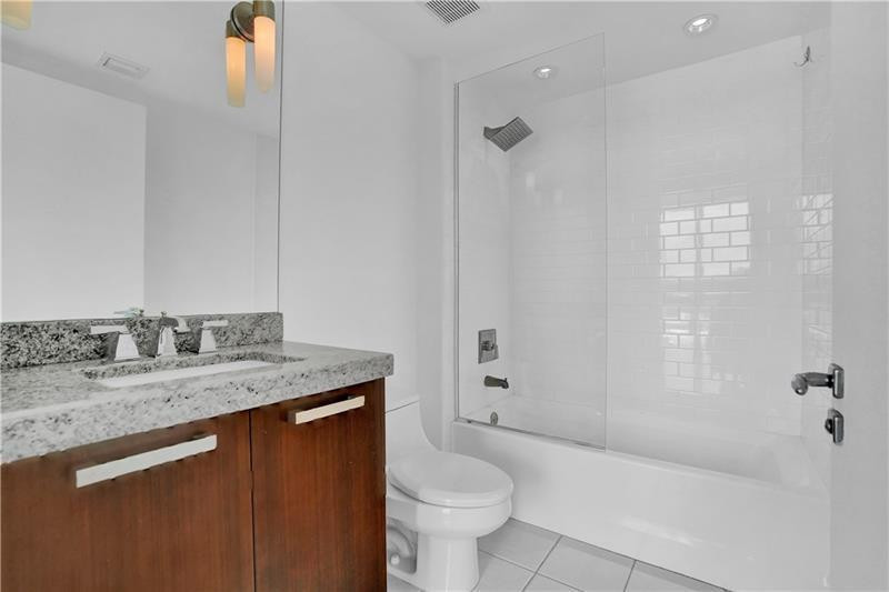 IOS ON THE BAY CONDO - Residential Lease