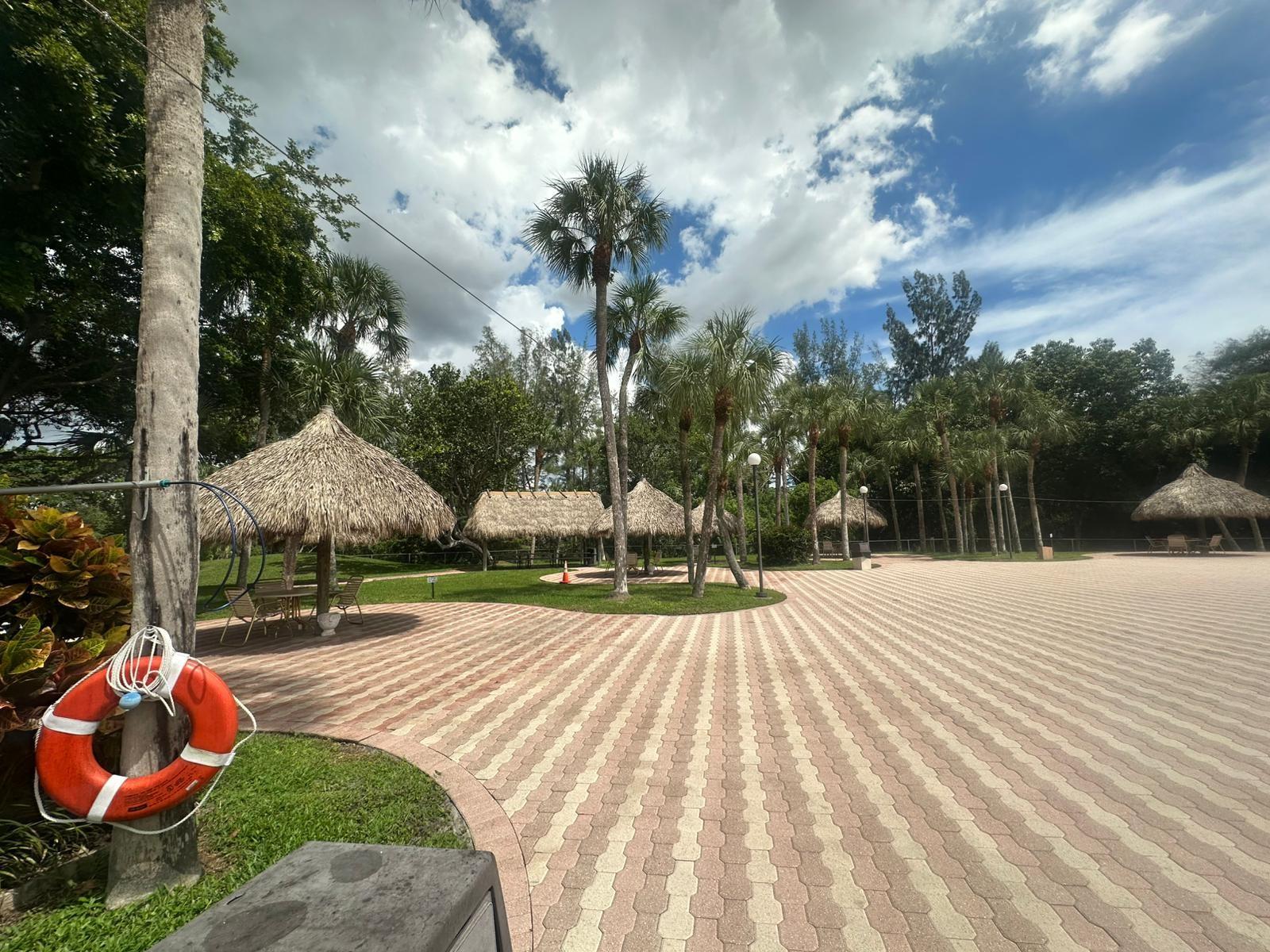 HOLIDAY SPRINGS VILLAGE - Residential