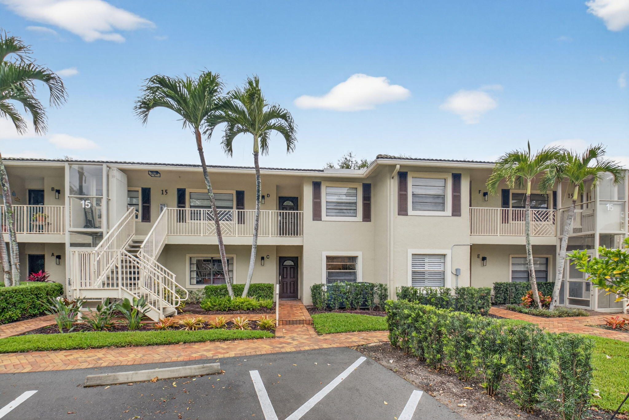 STRATFORD AT HUNTERS RUN CONDO - Residential