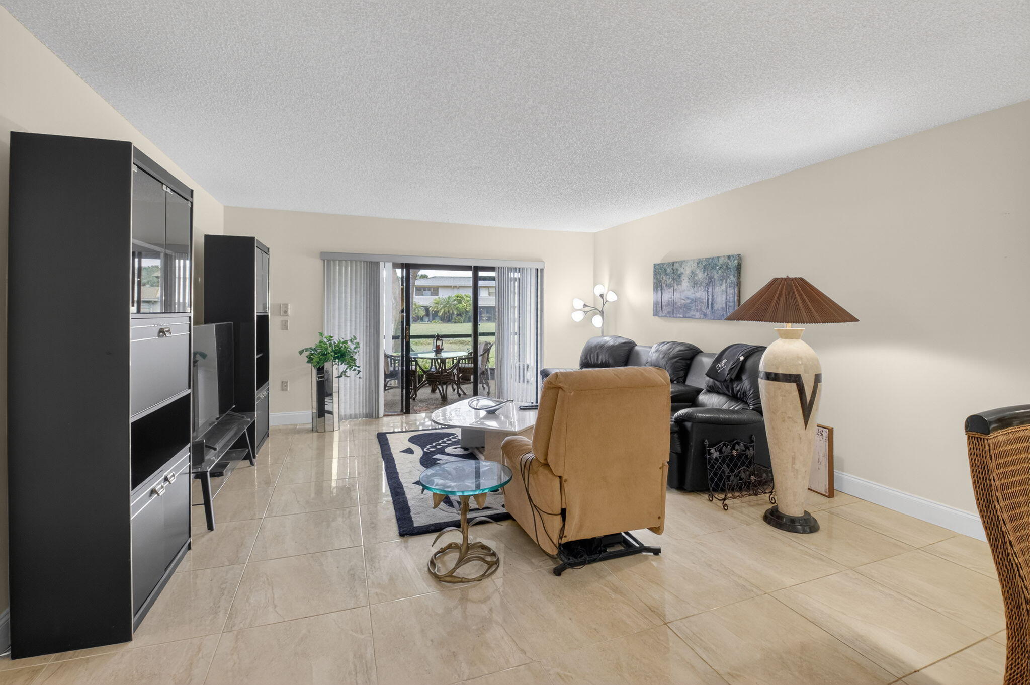 STRATFORD AT HUNTERS RUN CONDO - Residential