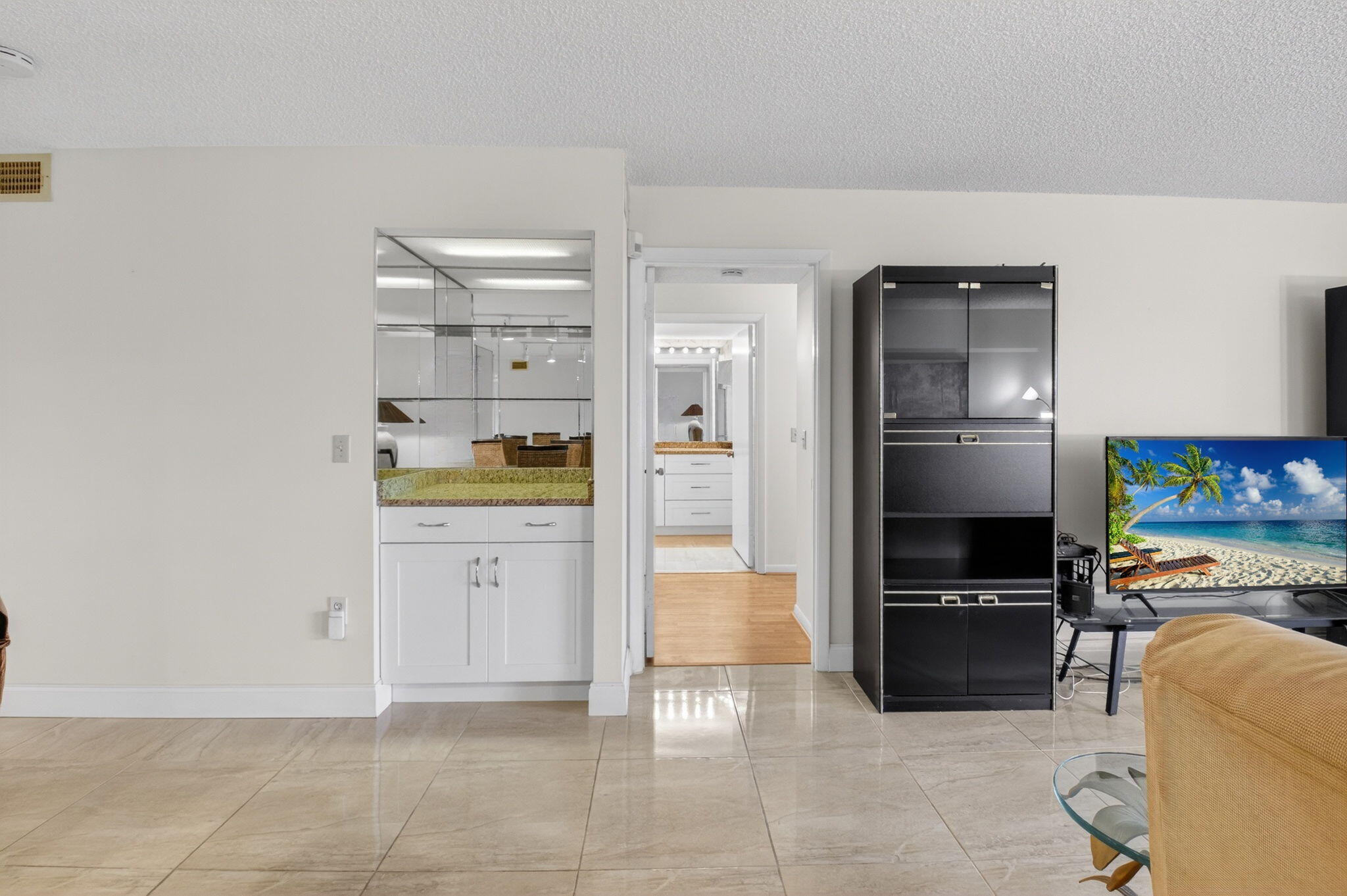 STRATFORD AT HUNTERS RUN CONDO - Residential