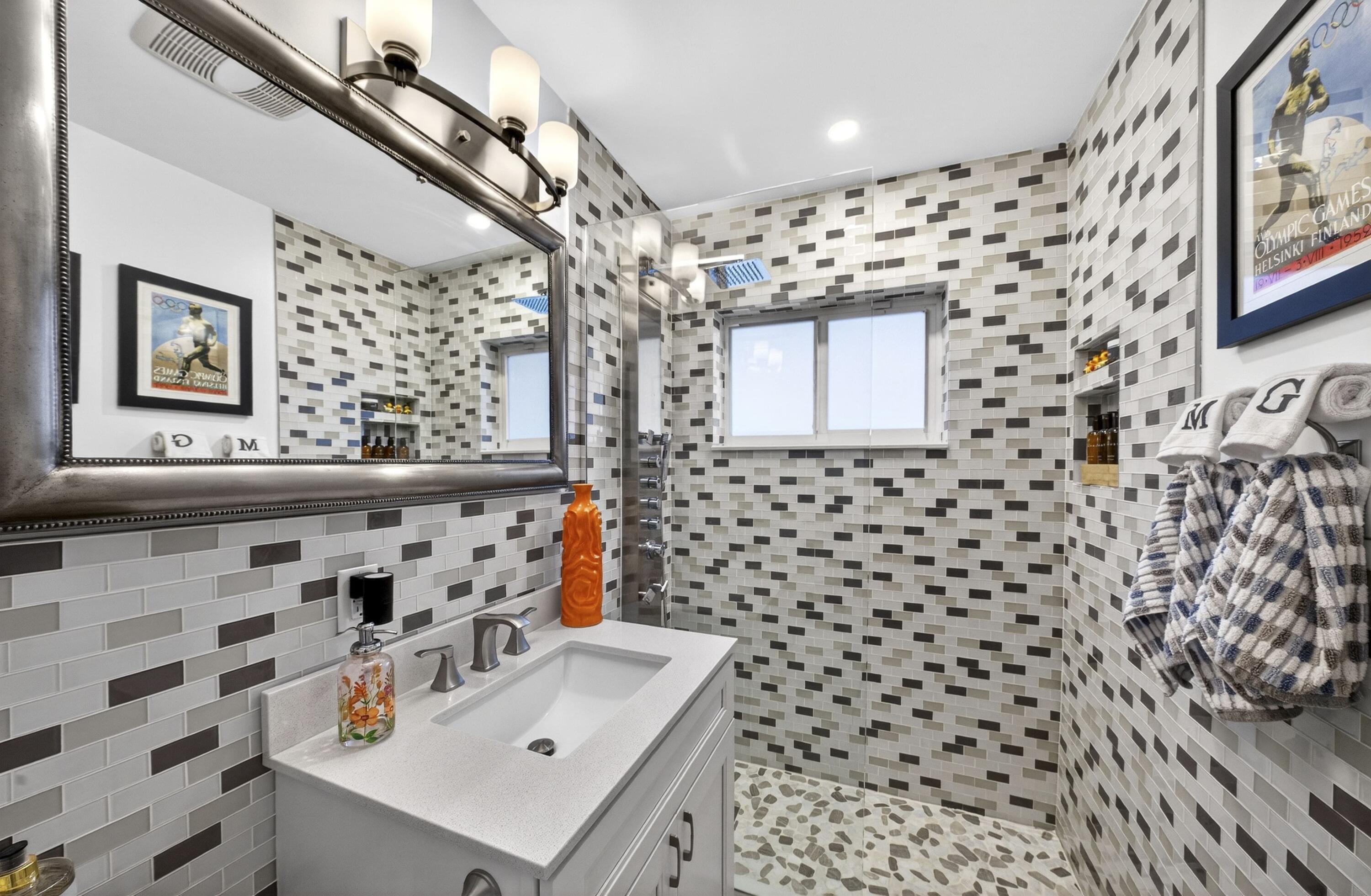 NORTH ANDREWS GARDENS 2ND ADD - Residential