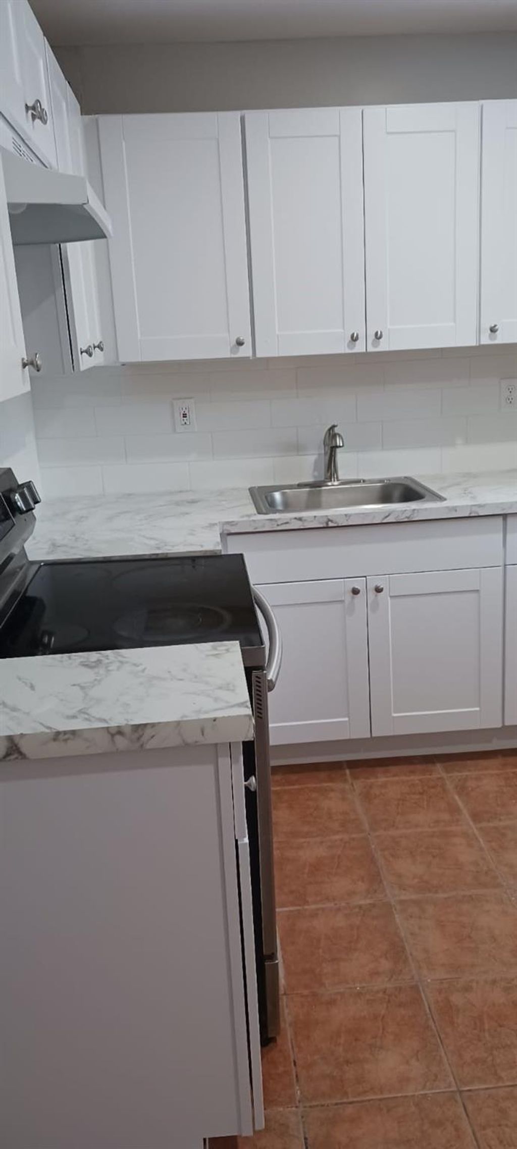 Photo of 913 SW 15th Ter #2, Fort Lauderdale, FL 33312 (MLS # F10512397)