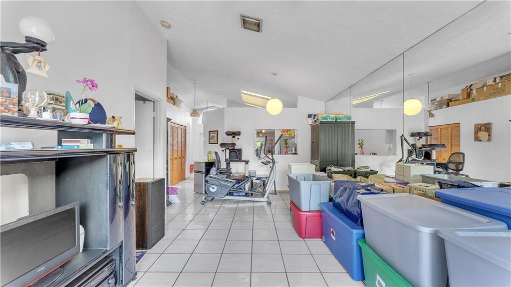 Deerwood Pt 04 - Residential