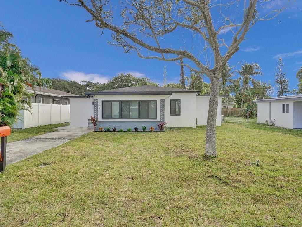 Oak Grove 27-16 B - Residential Income