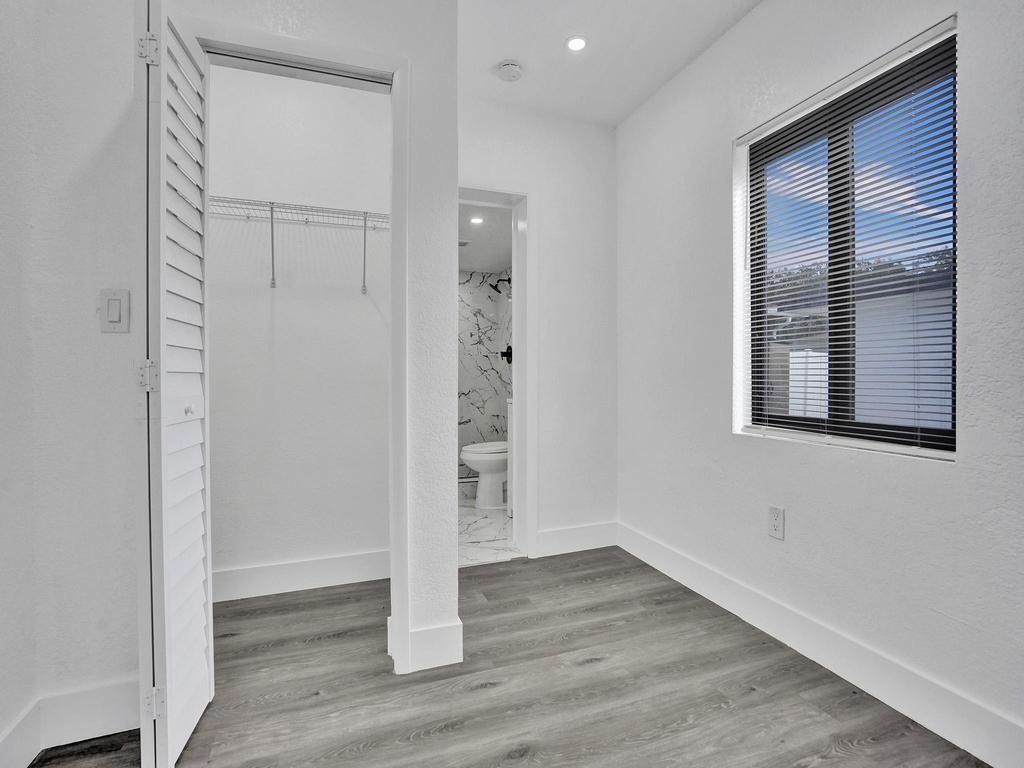 Oak Grove 27-16 B - Residential Income