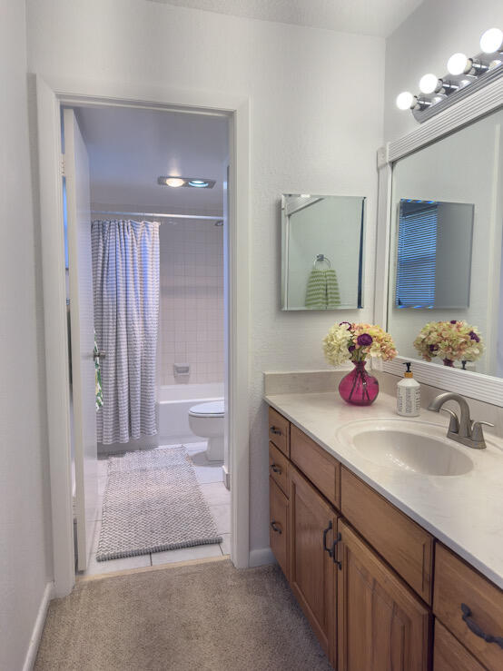 DELRAY OAKS CONDO - Residential