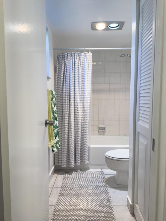 DELRAY OAKS CONDO - Residential