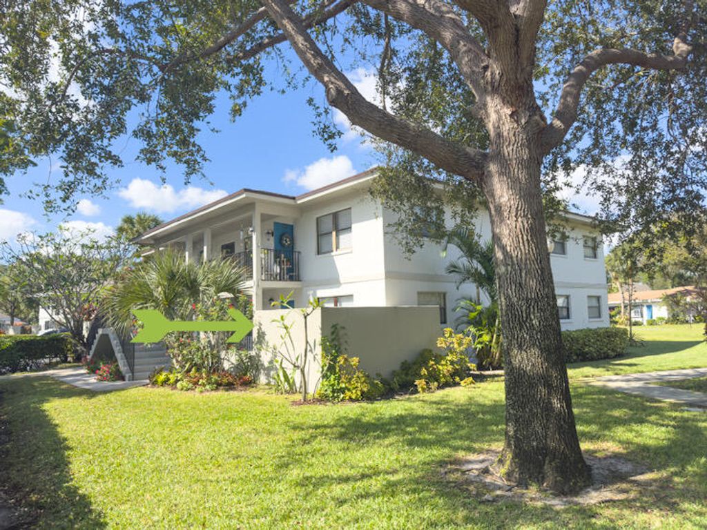 Photo of 3130 SW 20th Terrace #13b1, Delray Beach, FL 33445 (MLS # R11150107)