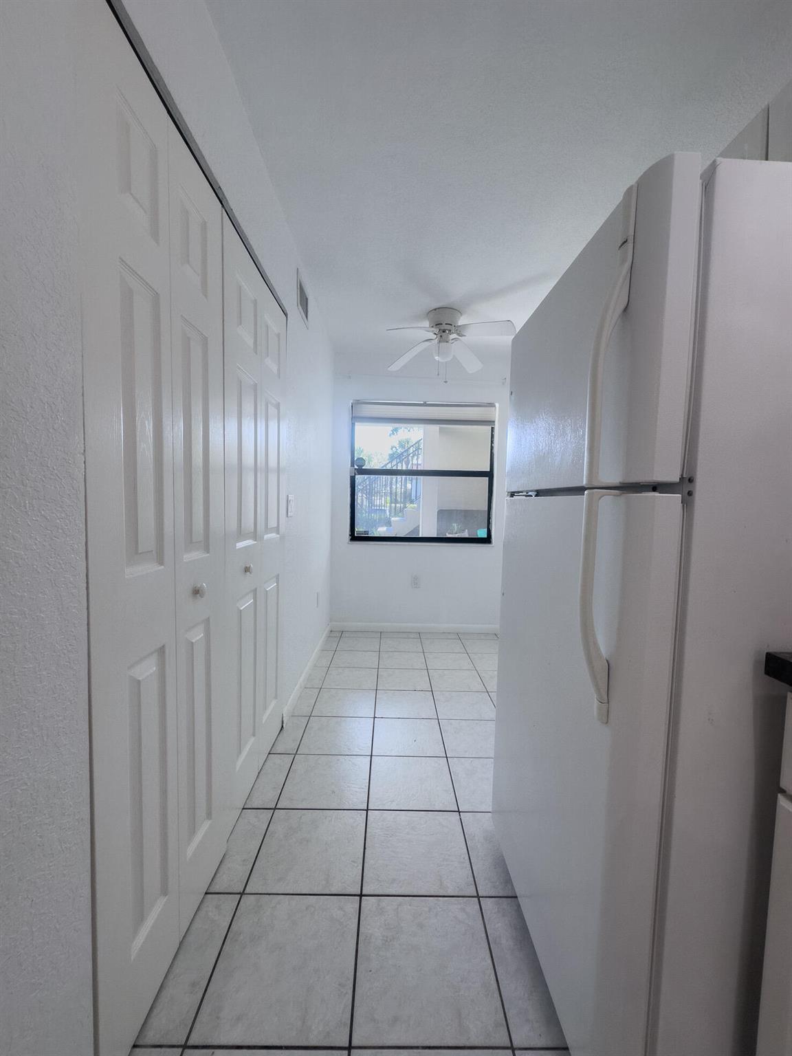 DELRAY OAKS CONDO - Residential
