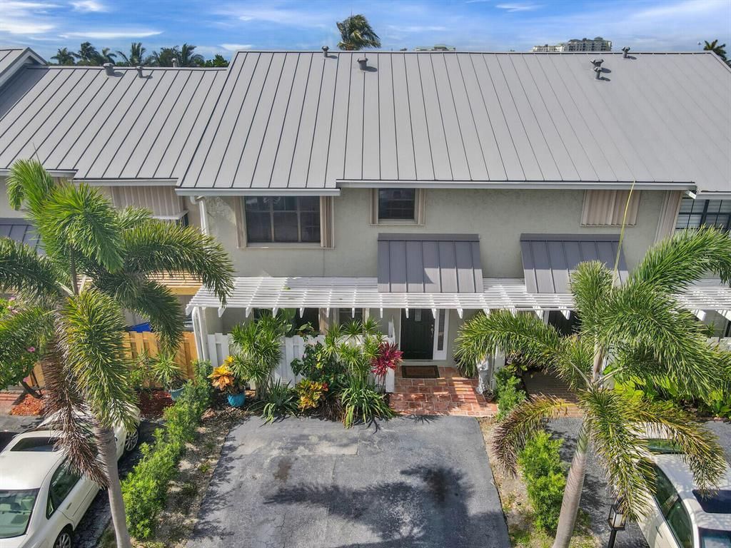 Photo of 718 NE 12th Terrace Ter #5, Boynton Beach, FL 33435 (MLS # R10721724)