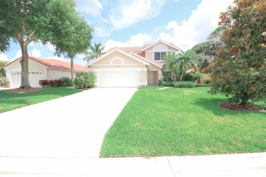 Photo of 2195 SW Shoal Creek Trace, Palm City, FL 34990 (MLS # R10864028)