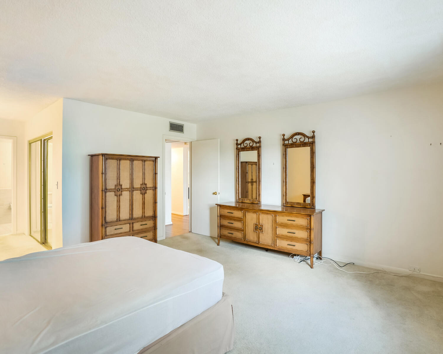 CASTLE APARTMENTS 12 CONDO - Residential