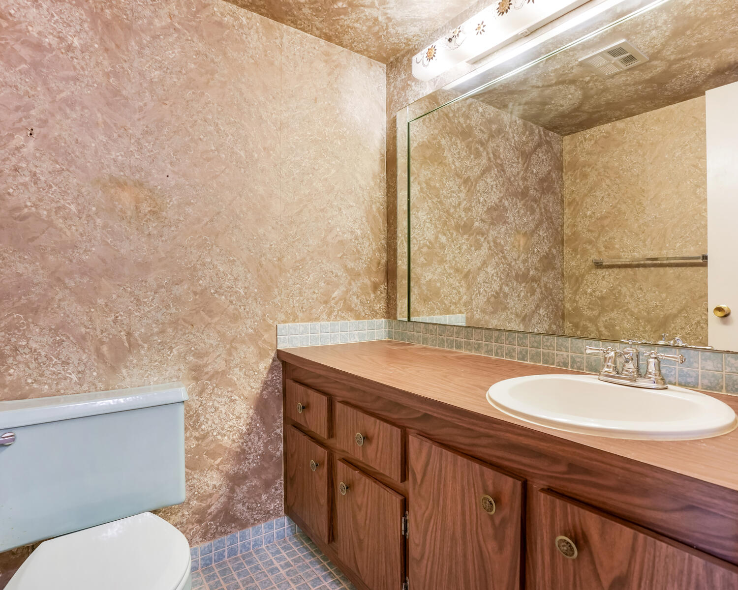 CASTLE APARTMENTS 12 CONDO - Residential